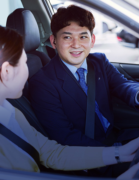 新車・試乗車を探す